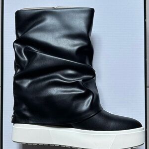 Black Women's Slouchy Leather Boots